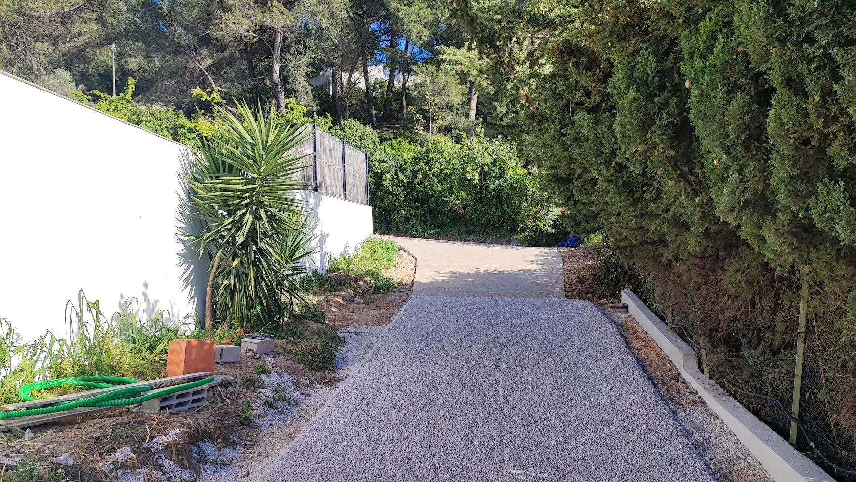 Béton désactivé allée et terrasse — ACR Provence Cavaillon