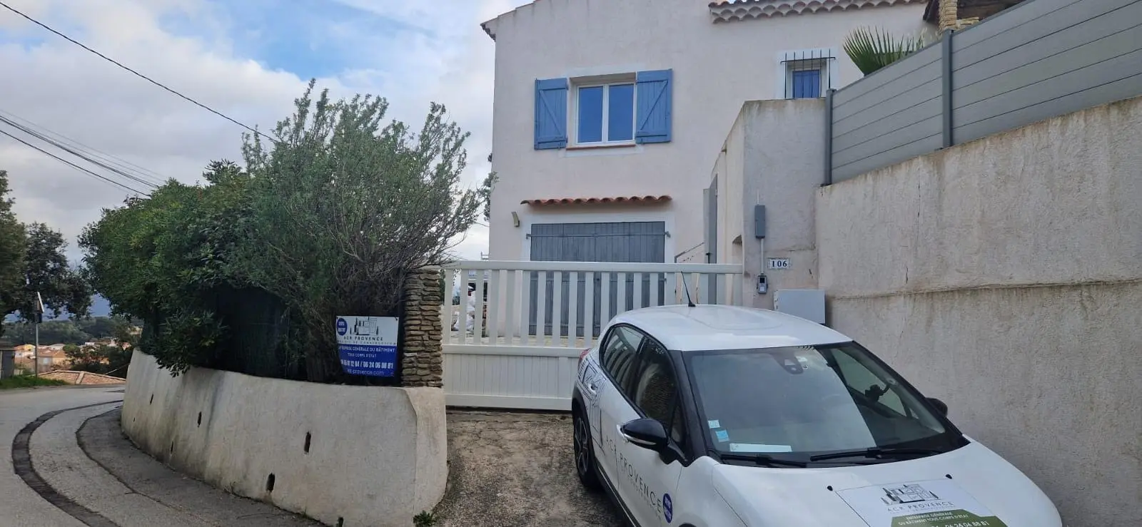 Véhicule ACR Provence sur un chantier — Vaucluse 84