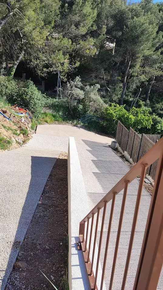 Rénovation extérieure complète et ravalement de bâtiment