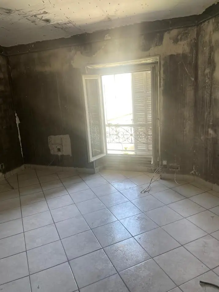 Démolition et évacuation des gravats post-incendie