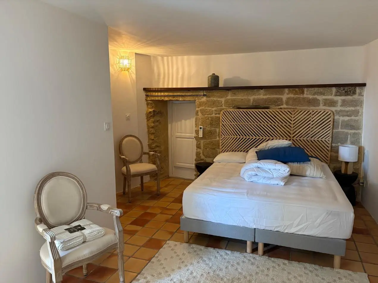 Rénovation complète d'une maison — chambres, salles de bain, cuisine — Var (83)