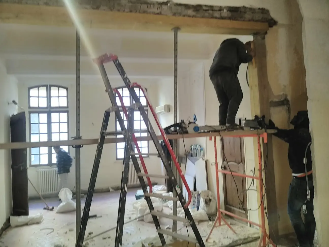 Création de pièces de vie lumineuses à Salon-de-Provence